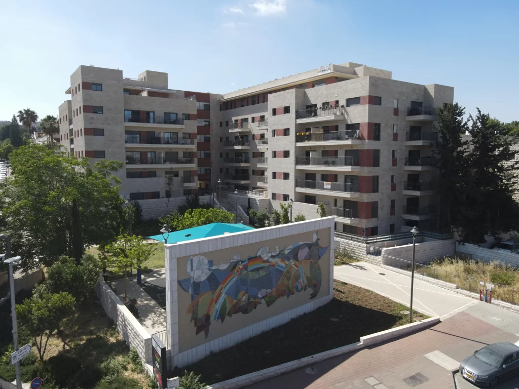 dji_fly_20230611_094958_5_1686466219623_photo